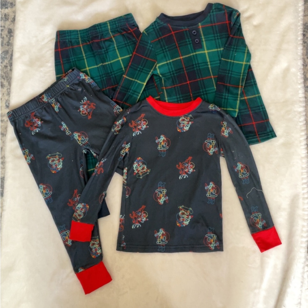 Tahari Kids 2-Pack Pajama Set - Green Plaid & Navy Character Print with Red Trim